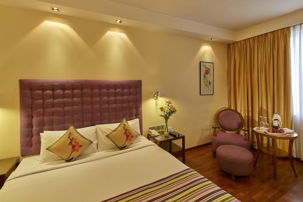 Royal Orchid Central Bangalore, Mg Road Buitenkant foto