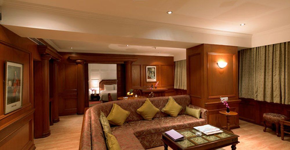 Royal Orchid Central Bangalore, Mg Road Buitenkant foto